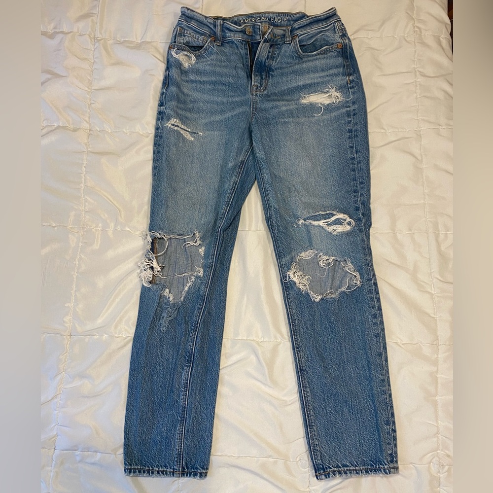 Ripped mom jeans
